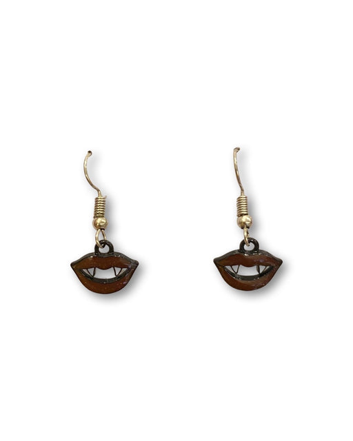 Dracula teeth smile drop earring